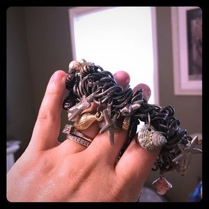 Beachy bracelet with seashells and starfish charms